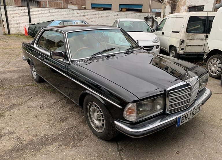 Restored Mercedes-Benz W123 exterior